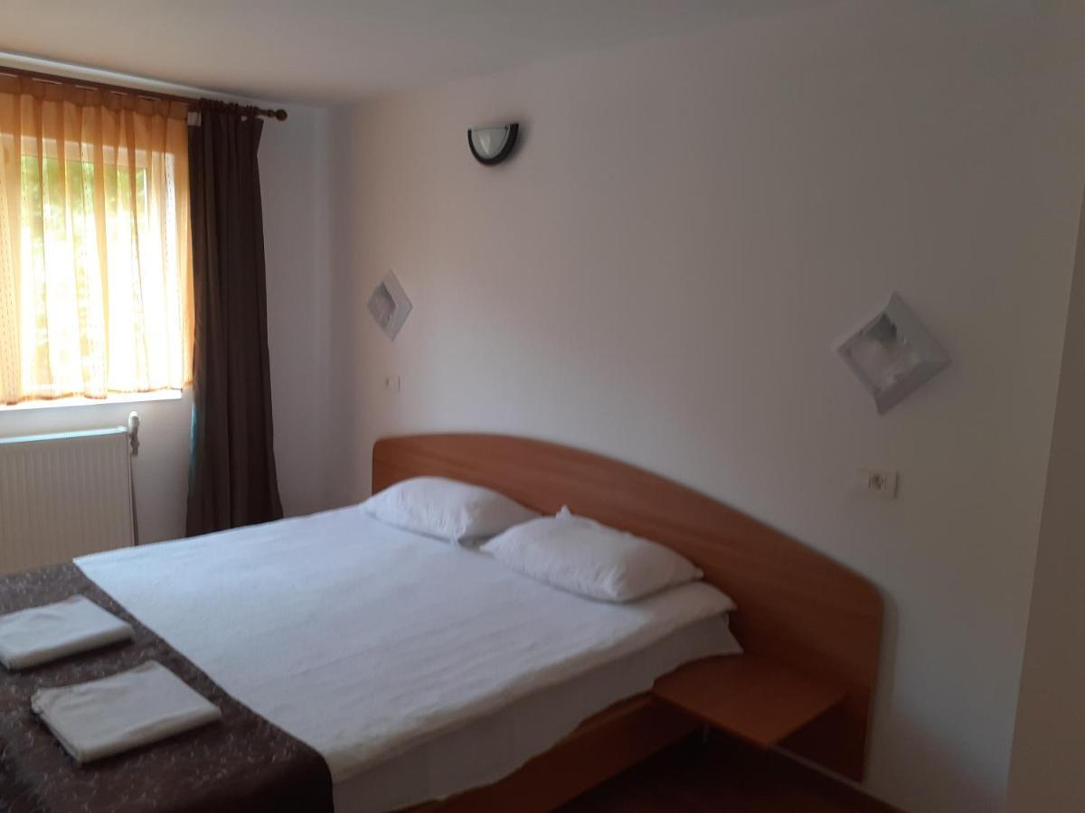 Casa Cionca Guest House Gilău Eksteriør bilde